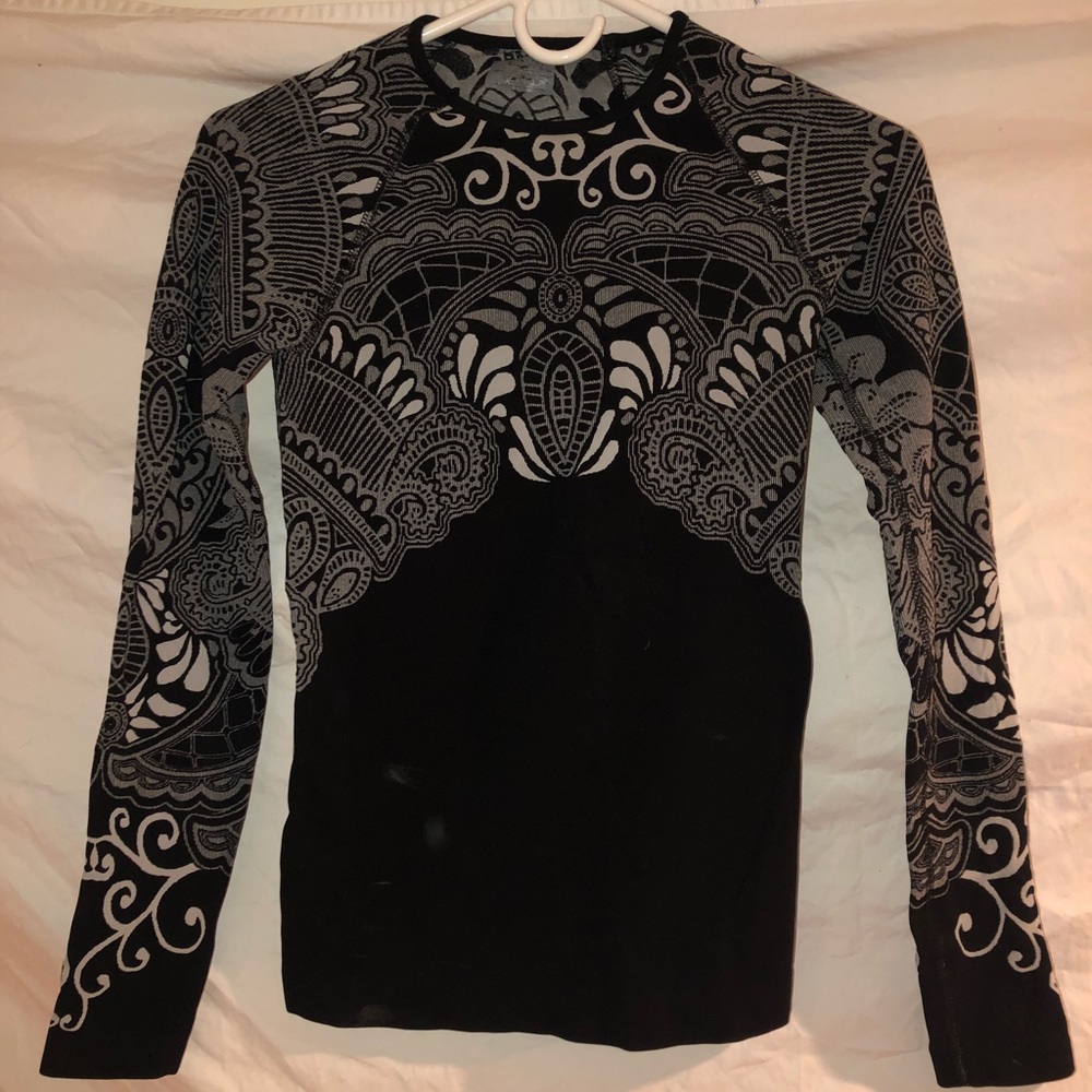 Athleta workout top